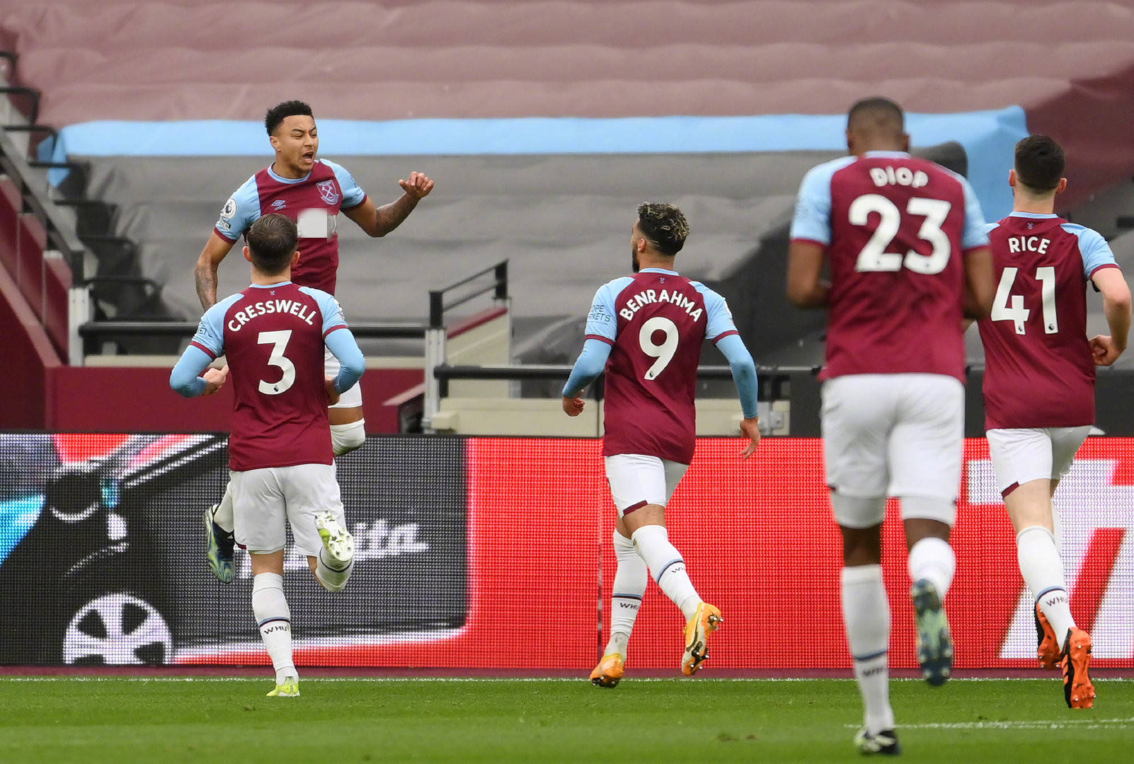 陣容進一步 陣容進一步